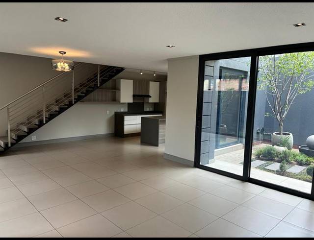 4 BEDROOM PROPERTY TO RENT IN WATERKLOOF RIDGE